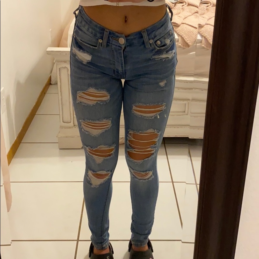 Aeropostale distressed jeans